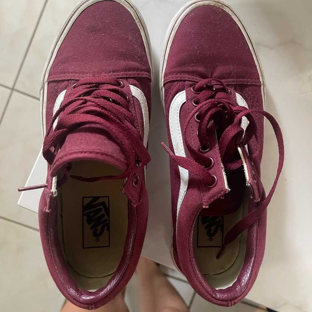 maroon vans
